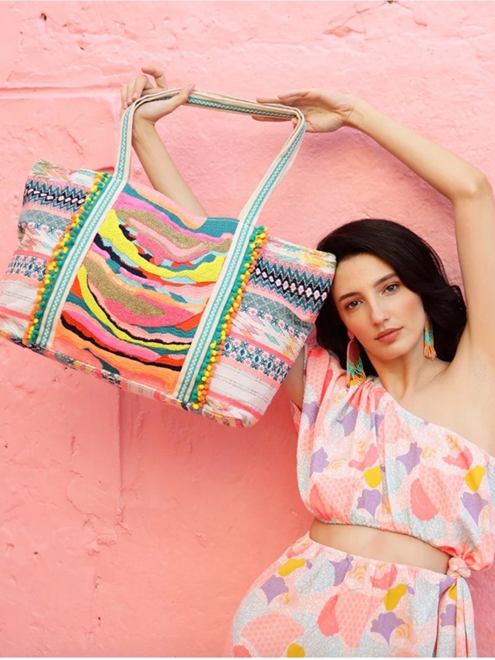 America & Beyond Daphne Tote Bag - Picture 7 of 7